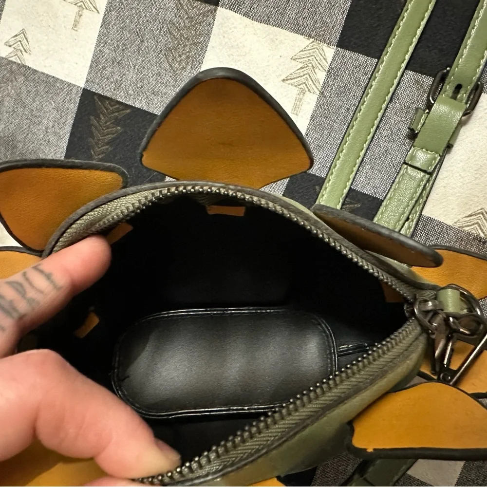 Green Dinosaur Crossbody Bag - Picture 4 of 4